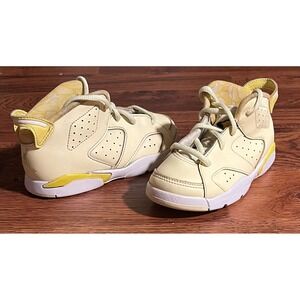 Nike Air Jordan 6 Retro Dynamic Yellow Floral Toddler Sneakers Size 10C